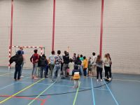 Afbeelding: foto activiteit afghaanse evacuees 16 september 2021